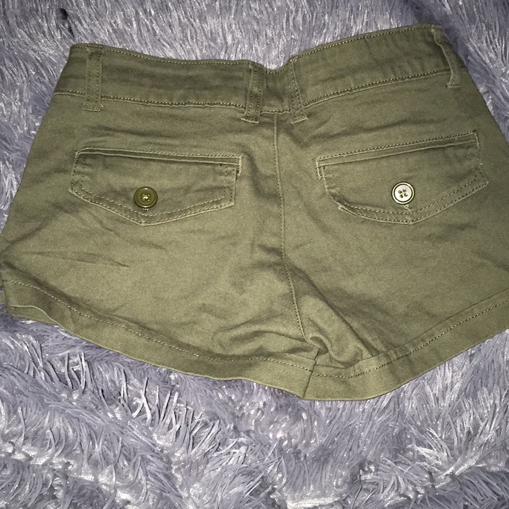 shorts - Picture 2 of 2